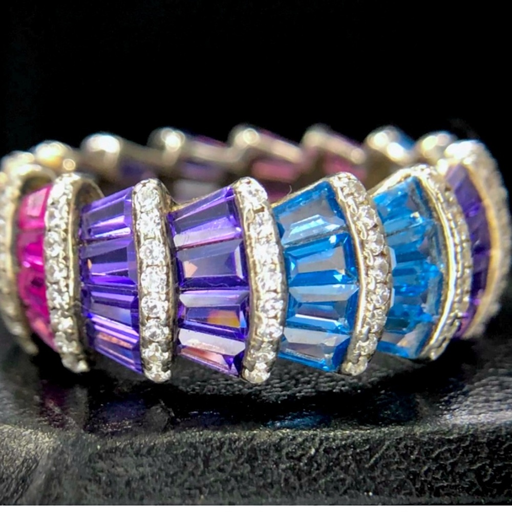 Beautiful Italian Rhodium 925 Silver Ring - Picture 2 of 5